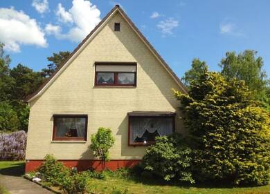 Einfamilienhaus zum Kauf 265.000 € 6,5 Zimmer 134,5 m² 1.171 m² Grundstück Eichholz Lübeck 23566
