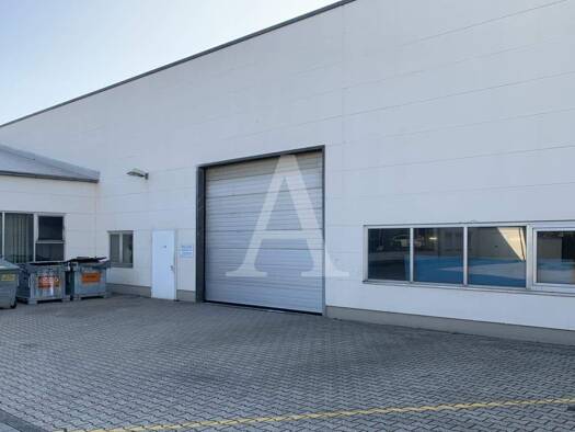Halle/Industriefläche zur Miete 930 m² Lagerfläche teilbar ab 883 m² Eil Köln 51149