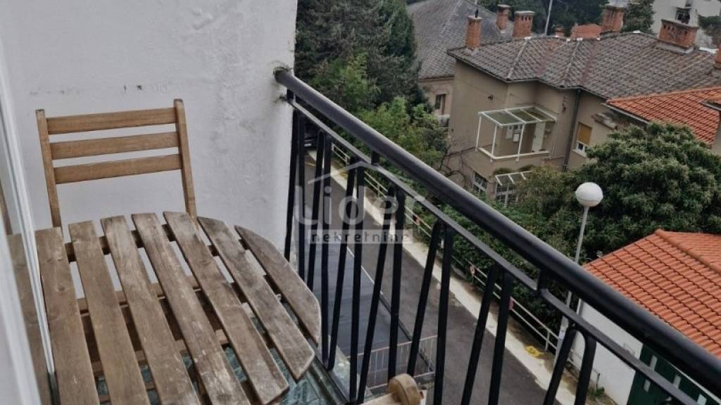 Wohnung zur Miete 650 € 2 Zimmer 47 m² 2. Geschoss Bulevard, Rijeka Trsat - Krimeja