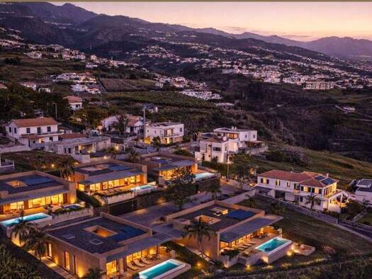 Haus zum Kauf 1.890.000 € 230 m² 539 m² Grundstück Estreito da Calheta 9370