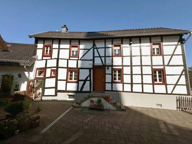 Wohnung zur Miete 350 € 3 Zimmer 50 m² Nettersheim 53947