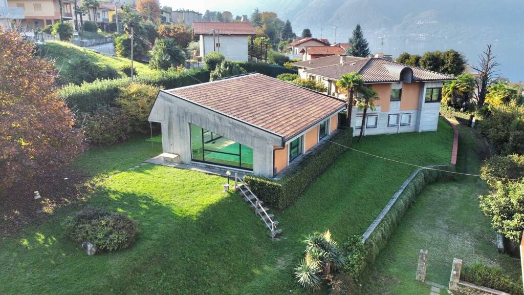 Villa zum Kauf 690.000 € 8 Zimmer 350 m² 2.000 m² Grundstück frei ab sofort Germignaga 21010