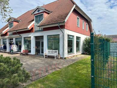 Wohn- und Geschäftshaus zum Kauf als Kapitalanlage geeignet 1.190.000 € 346,4 m² 662 m² Grundstück Prerow 18375
