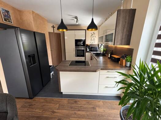 Einfamilienhaus zum Kauf 703.250 € 6 Zimmer 180 m² 895 m² Grundstück Train Train 93358
