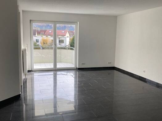 Wohnung zur Miete 1.400 € 4 Zimmer 104 m² Geschoss 2/3 frei ab sofort Haagen Lörrach 79541