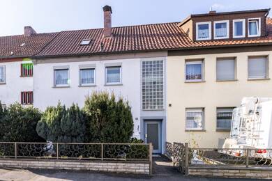 Reihenmittelhaus zum Kauf 330.000 € 4 Zimmer 115 m² 220 m² Grundstück frei ab sofort Pfarrer-Sixt-Straße 10 Sennfeld 97526