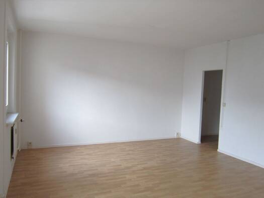 Wohnung zur Miete 410 € 3 Zimmer 68,3 m² 2. Geschoss Jahnstr. 23 Crimmitschau 08451