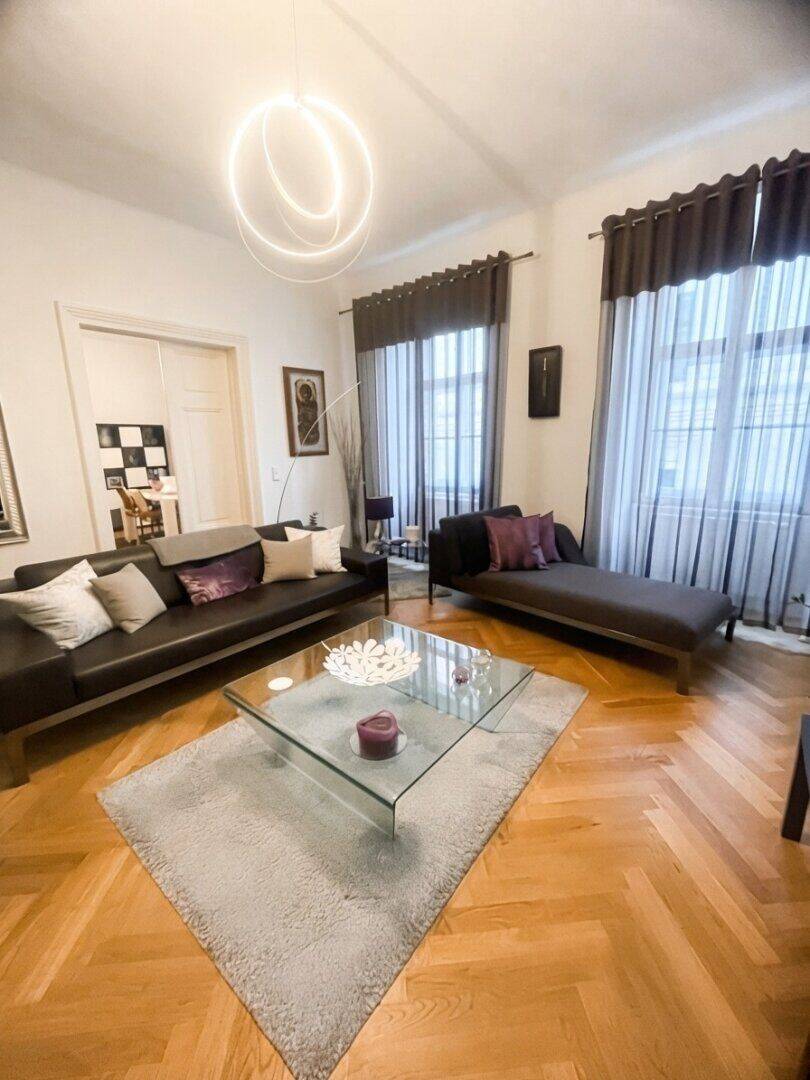 Apartment in Wien, Katastralgemeinde Innere Stadt, Innere Stadt - View 3