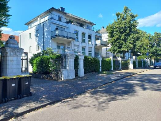 Wohnung zur Miete 1.040 € 3 Zimmer 80 m² 1. Geschoss frei ab 01.10.2026 St Johann Mitte 66123