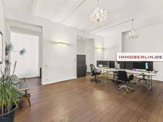 Wohnung zum Kauf 649.000 € 2 Zimmer 84 m² Mitte Berlin 10117