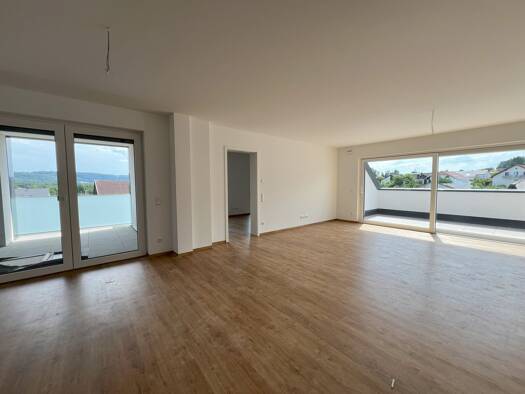 Penthouse zur Miete - Erstbezug 1.390 € 3 Zimmer 130,9 m² Dachgeschoss, 3. Geschoss frei ab sofort Ellmannsdorf Mühlhausen 92360