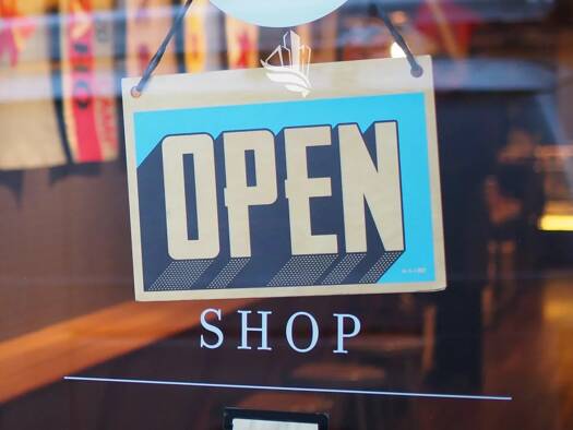 Laden zum Kauf 180.000 € via Vintola 16 Bozen 39100