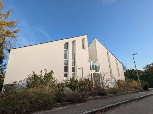 Einfamilienhaus zum Kauf 1.690.000 € 3 Zimmer 263 m² 585 m² Grundstück frei ab sofort Stadtbergen 86391