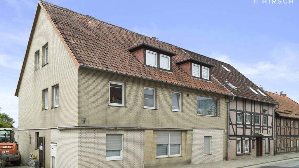 Mehrfamilienhaus zum Kauf als Kapitalanlage geeignet 599.000 € 850 m² 1.090 m² Grundstück Velpke 38458