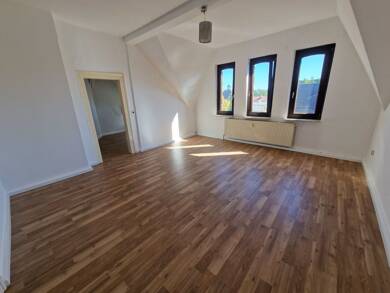 Wohnung zur Miete 928 € 5 Zimmer 116 m² Geschoss 2/2 frei ab sofort Bad Hersfeld 36251