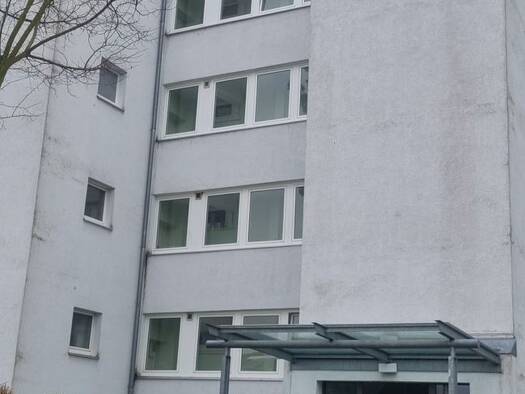 Wohnung zur Miete 940 € 3 Zimmer 78 m² Geschoss 4/6 frei ab 01.04.2026 Allensteiner Straße 8 Bischofsheim Maintal 63477