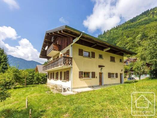 Haus zum Kauf 990.000 € 250 m² 583 m² Grundstück Montriond 74110