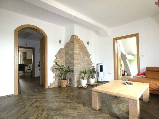 Wohnung zum Kauf 369.000 € 7 Zimmer 110 m² Bahnhofstraße 31 Lustadt 67363