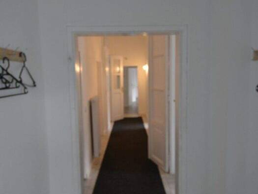 Haus zur Miete 2.000 € 6,5 Zimmer 260 m² 2.142 m² Grundstück Kaltenleutgeben 2391