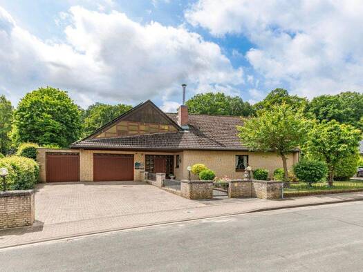 Einfamilienhaus zum Kauf 985.000 € 13,5 Zimmer 467 m² 2.509 m² Grundstück Schwarzenbek 21493