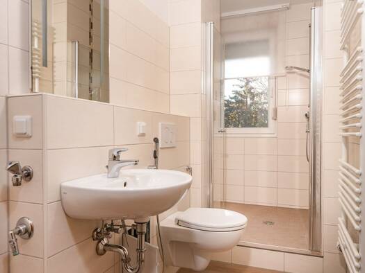 Wohnung zur Miete 509 € 3 Zimmer 61,8 m² frei ab sofort Südring 30 Weißenfels 06667