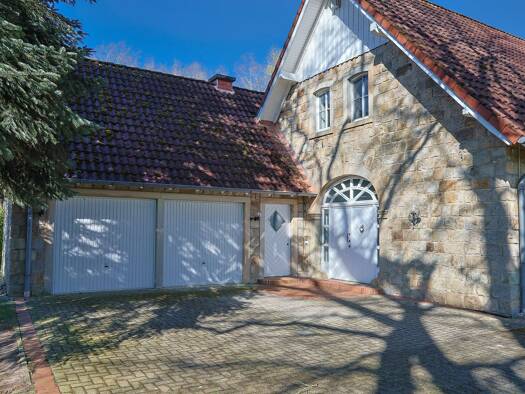 Einfamilienhaus zur Miete 1.850 € 5 Zimmer 210 m² 4.591 m² Grundstück Uffeln Ibbenbüren 49479