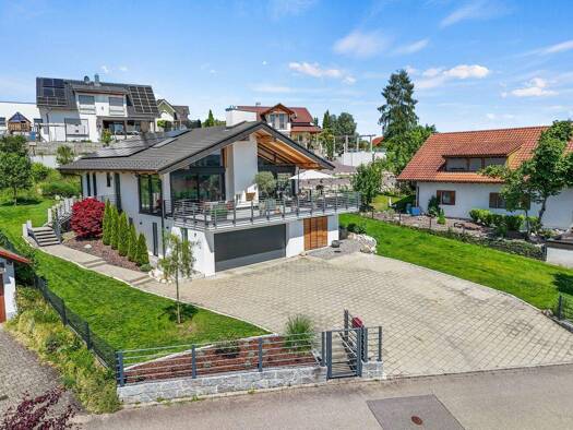 Einfamilienhaus zum Kauf provisionsfrei 5 Zimmer 186 m² 976 m² Grundstück Eigeltingen 78253