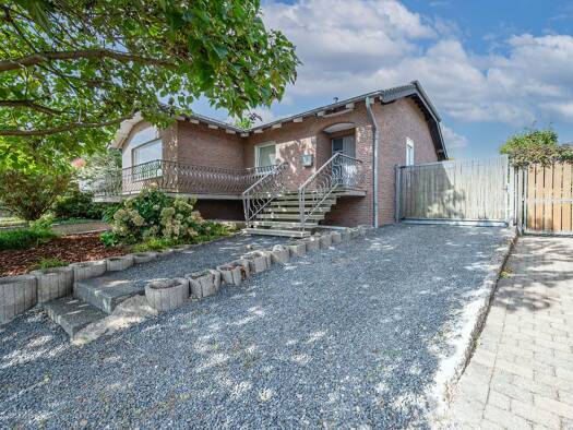 Einfamilienhaus zum Kauf 429.800 € 10 Zimmer 143,6 m² 2.352 m² Grundstück Wehr Selfkant / Wehr 52538