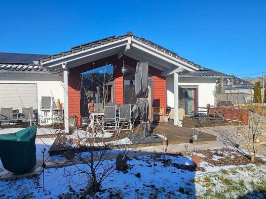 Bungalow zum Kauf provisionsfrei 465.000 € 3 Zimmer 108 m² 893 m² Grundstück Göggingen Krauchenwies 72505