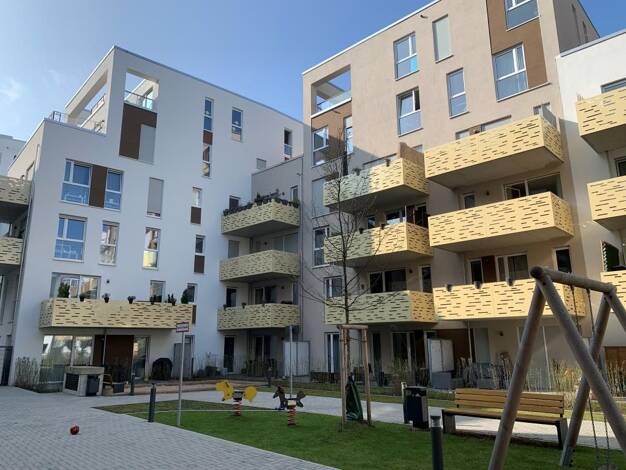 Wohnung zur Miete 1.061 € 3,5 Zimmer 85,6 m² 4. Geschoss frei ab 01.09.2026 Henriettenstraße 9 Stadtkern Essen 45127