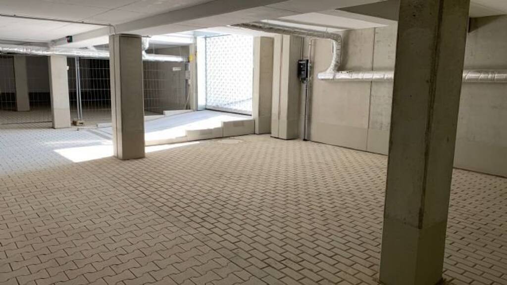 Tiefgaragenstellplatz zur Miete provisionsfrei 85 € Friederike-Nadig-Str. 17 Gerbrunn 97218