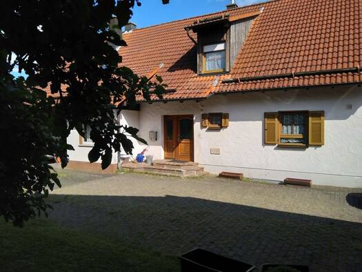 Haus zum Kauf provisionsfrei 370.000 € 11 Zimmer 230 m² 1.440 m² Grundstück Sandberg 97657