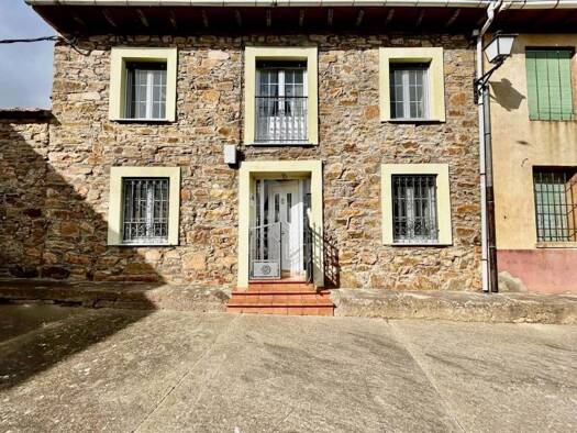Villa zum Kauf 120.000 € 3 Zimmer 169 m² 203 m² Grundstück Ayoó de Vidriales 49619