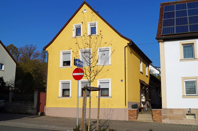 Einfamilienhaus zum Kauf 249.000 € 6 Zimmer 133 m²<br/>Wohnfläche 494 m²<br/>Grundstück Dietenhofen Dietenhofen 90599