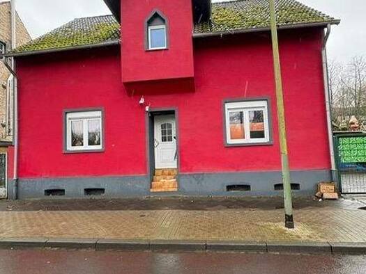 Einfamilienhaus zum Kauf 210.000 € 7 Zimmer 180 m² 1.283 m² Grundstück Feldmark Gelsenkirchen 45883