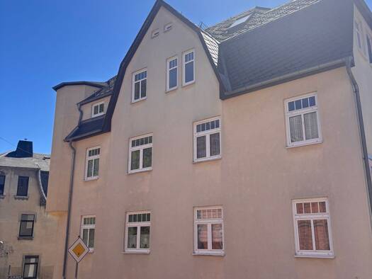 Wohnung zur Miete 230 € 2 Zimmer 40 m² frei ab sofort Ellefeld 08236