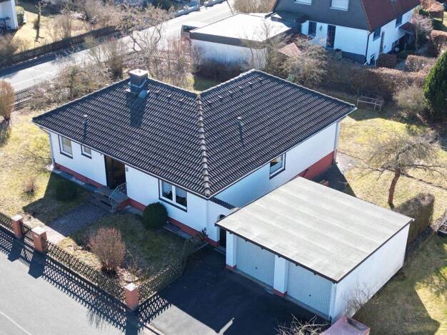 Bungalow zum Kauf 240.000 € 3,5 Zimmer 106 m² 811 m² Grundstück Tauperlitz Döhlau 95182