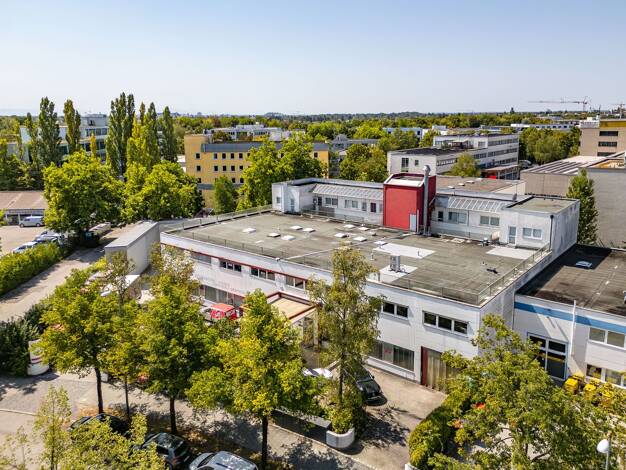 Haus zum Kauf als Kapitalanlage geeignet 3.850.000 € 2.250 m² Grundstück Trudering-Riem München 81829