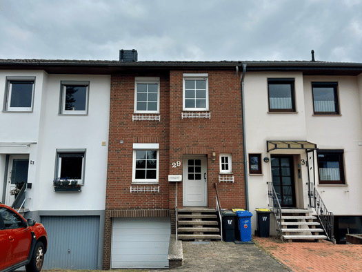 Haus zum Kauf 199.000 € 3 Zimmer 80 m² 143 m² Grundstück frei ab sofort Karl-May-Straße 29 Bungerhof Delmenhorst 27753