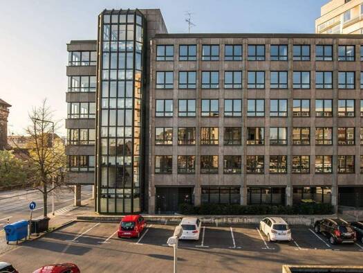 Bürofläche zur Miete provisionsfrei 9,90 € 434,4 m² Bürofläche teilbar ab 206,6 m² Spittlertorgraben 3 Rosenau Nürnberg 90429