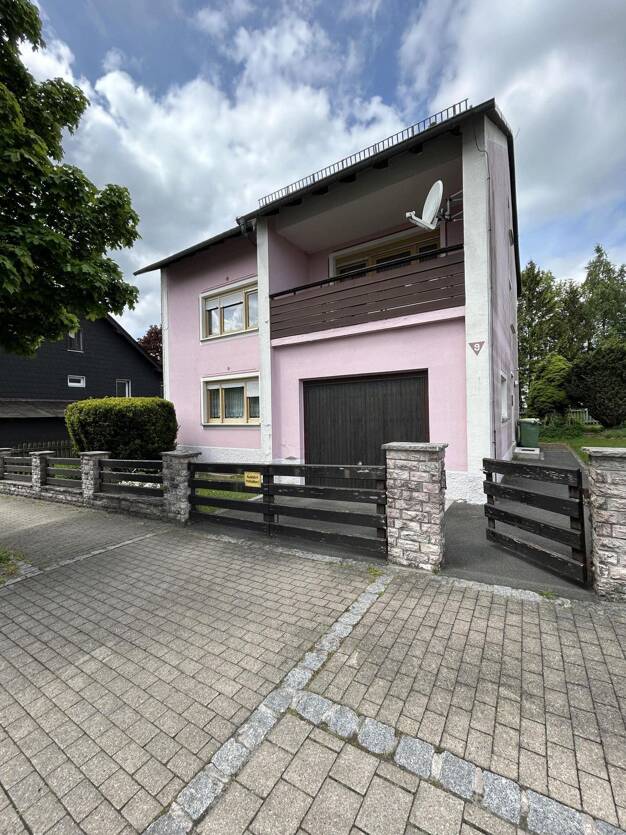 Einfamilienhaus zum Kauf 70.000 € 6 Zimmer 119,3 m² 293 m² Grundstück Schwarzenbach a Wald Schwarzenbach a.Wald 95131