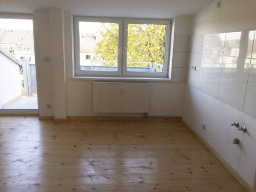 Wohnung zur Miete 540 € 3 Zimmer 90 m² 4. Geschoss frei ab 01.10.2026 Fürstenstraße 51 Sonnenberg Sonnenberg 09130