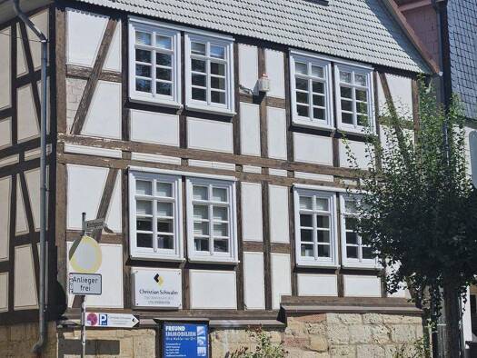 Einfamilienhaus zum Kauf provisionsfrei 120.000 € 6 Zimmer 155 m² frei ab sofort Neukirchen 34626