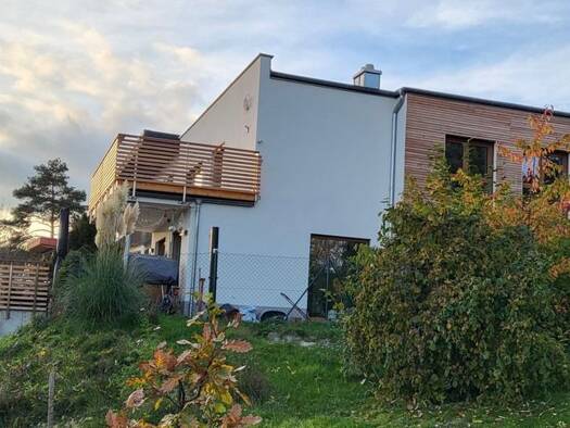 Terrassenwohnung zur Miete 1.325 € 3 Zimmer 105 m² Geschoss 1/1 frei ab 01.01.2027 Questenberger Weg 32 a Meißen Meißen 01662