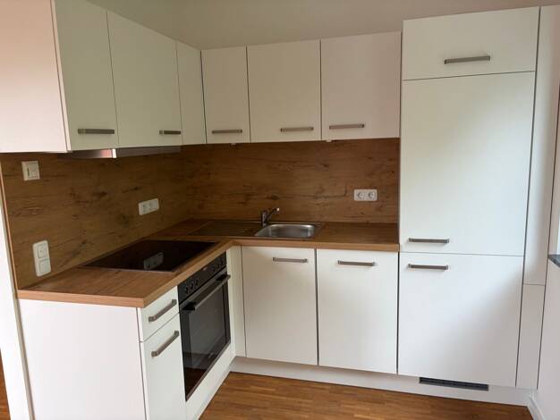 Studio zur Miete 675 € 1 Zimmer 37 m² 4. Geschoss frei ab sofort Nürnberger Straße 153 Erlangen-Süd Erlangen 91052