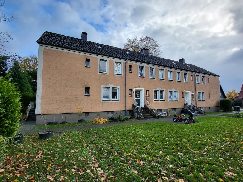 Mehrfamilienhaus zum Kauf provisionsfrei 207.000 € 4,5 Zimmer 95,2 m²<br/>Wohnfläche 432 m²<br/>Grundstück Drosselstraße 15 Suderwich Recklinghausen 45665