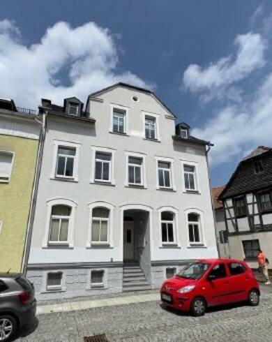 Wohnung zur Miete 205 € 1 Zimmer 36 m² EG Pfarrstraße 23 Treuen Treuen 08233