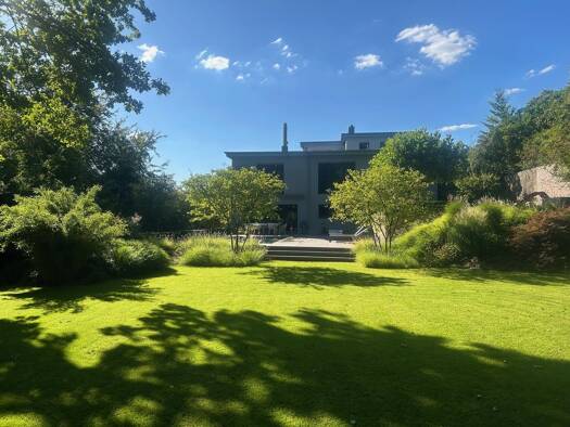 Stadthaus zur Miete 2.900 € 5 Zimmer 210 m² 1.100 m² Grundstück frei ab 01.09.2026 Nahne Osnabrück 49082