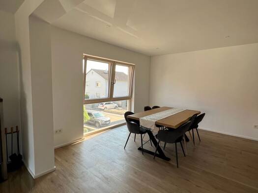 Studio zur Miete 1.490 € 4 Zimmer 129 m² Geschoss 1/3 frei ab 01.02.2026 Kirrlach Waghäusel 68753