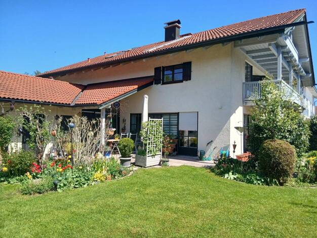 Wohnung zur Miete 1.900 € 4 Zimmer 130 m² frei ab 01.01.2027 Raubling Raubling 83064